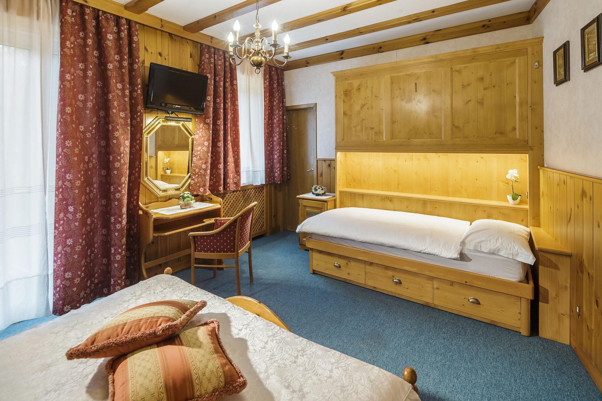 Hotel Columbia & Spa コルティーナ・ダンペッツォ エクステリア 写真