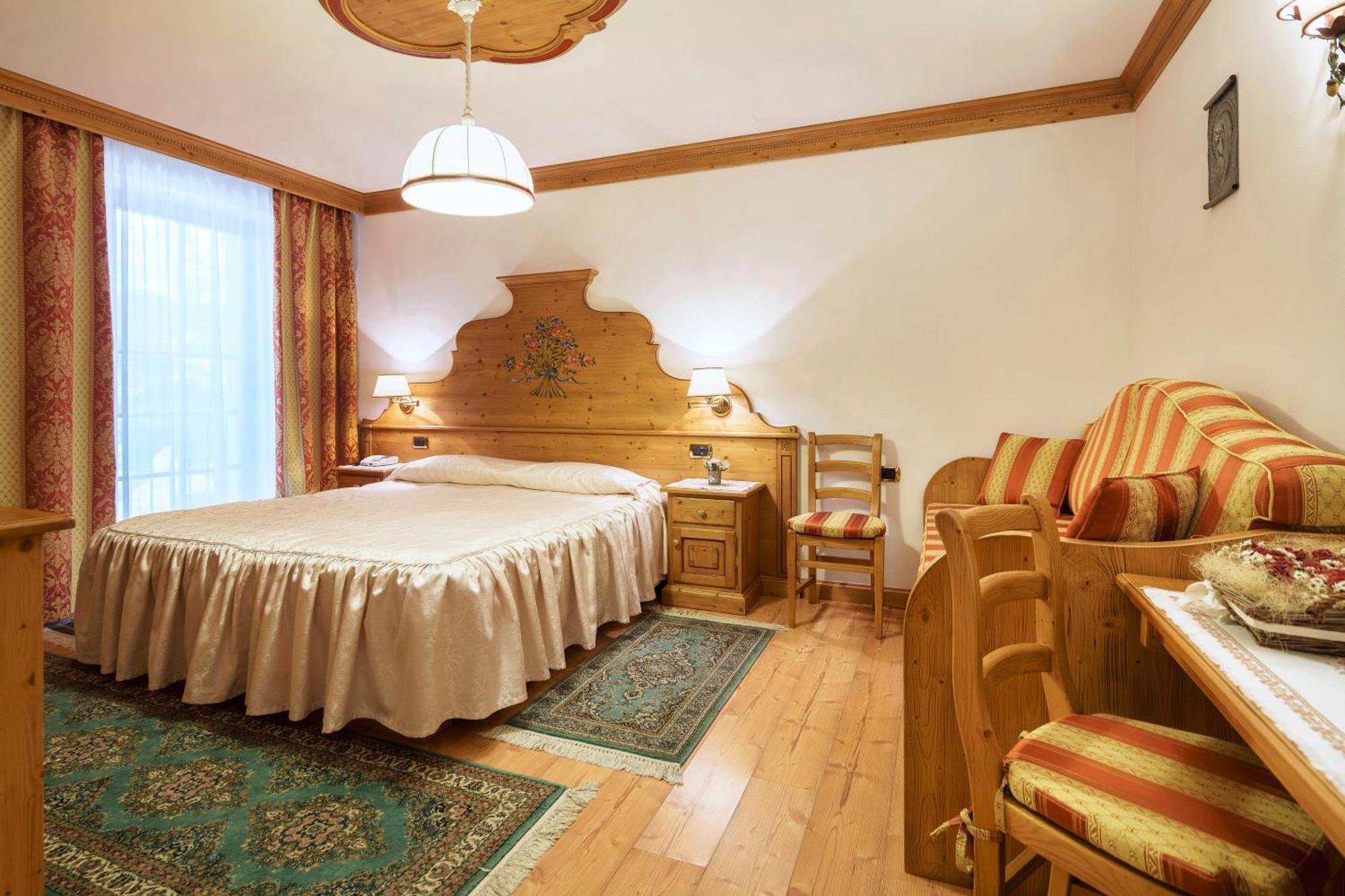 Hotel Columbia & Spa コルティーナ・ダンペッツォ エクステリア 写真